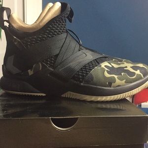 Nike LeBron Soldier XII SFG